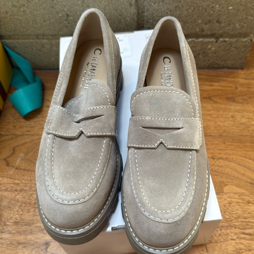 La Canadienne pebble colored loafers